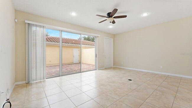 Foto del edificio - 8656 Elder Ln