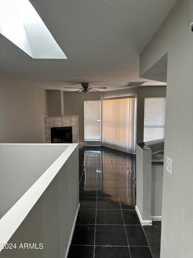 Foto del edificio - 3228 W Glendale Ave