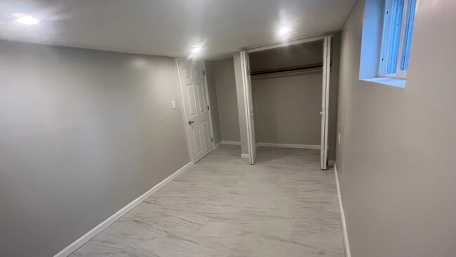 Building Photo - 1788 Wells Dr