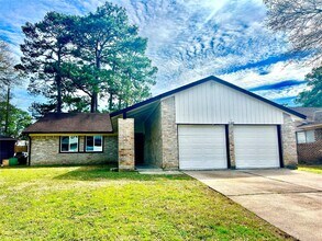 Building Photo - 2410 Rolling Glen Dr