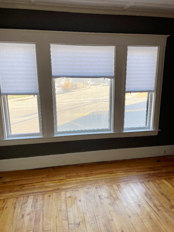 Building Photo - 2 Howe St