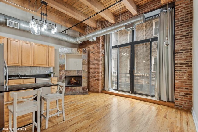 Foto del edificio - 2735 W Armitage Ave