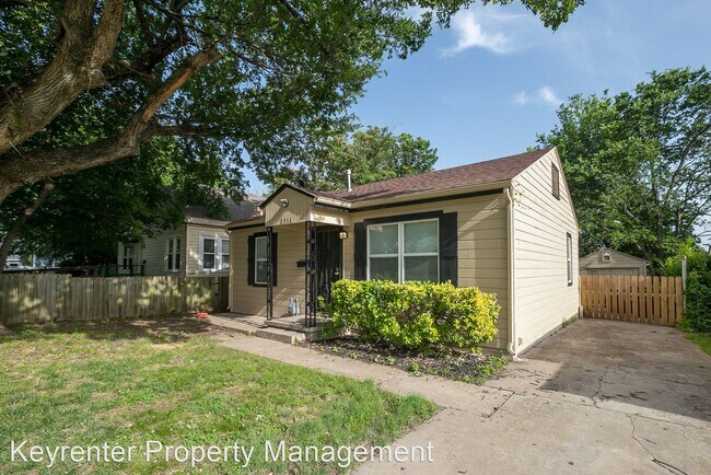 Foto del edificio - 2 br, 1 bath House - 2818 E Admiral Ct