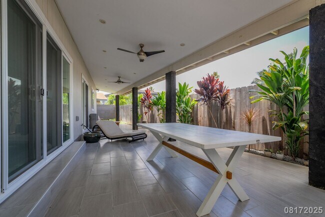 Foto del edificio - Furnished 4 Bed 3 Bath SFH in Foster Village