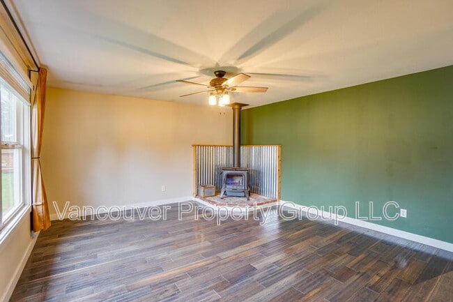 Foto del edificio - 12509 NE 35th St