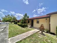 Foto principal - 463 Glenwood Dr