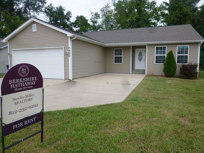 Building Photo - Spacious East Side 4 Bed 2 Bath Home, 2-Car Garage, Total Electric, Pets Welcome!