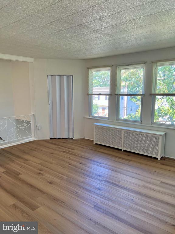 Foto del edificio - 2729 Cedar Ln