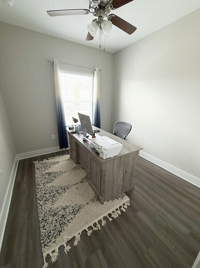 Foto del edificio - Townhome in The Verandas- Community Pool
