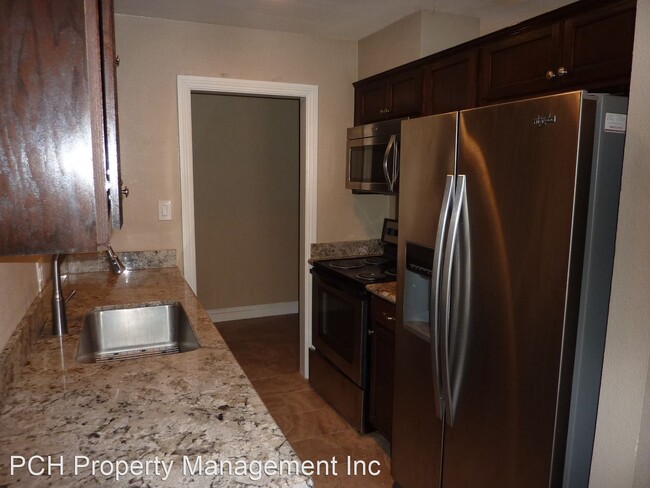 Building Photo - 2 br, 1 bath House - 618 14th Street