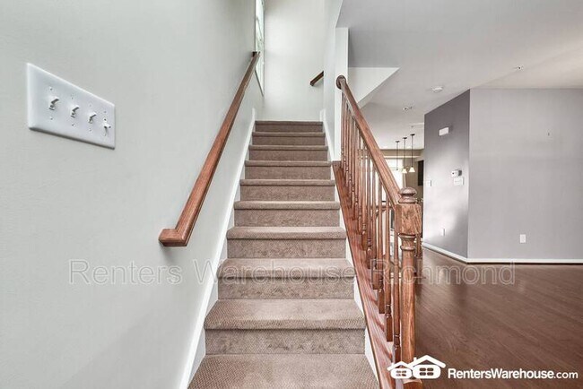 Building Photo - 3901 Liesfeld Pl