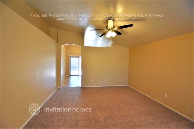 Building Photo - 20850 N 7th Pl