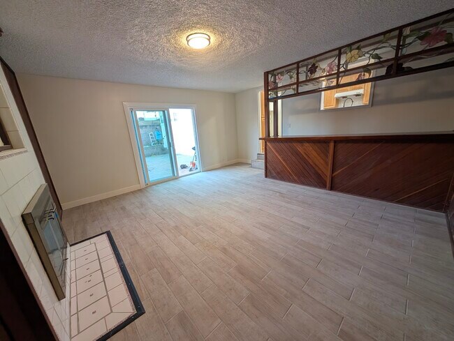 Foto del edificio - 3430 W 227th St