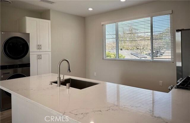 Foto del edificio - 4405 Hungerford St
