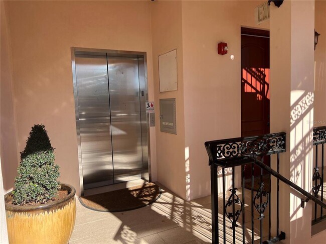 Foto del edificio - 525 N Orange Ave