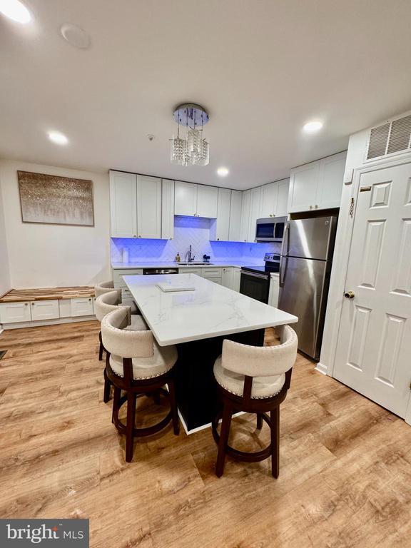 Building Photo - 597 Primus Ct