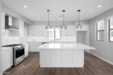 Foto principal - 2 br, 2 bath Townhome - 19542 Empire Ln 1