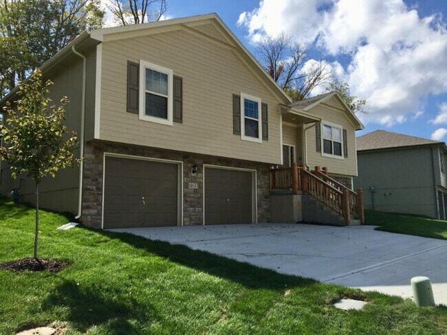 Foto del edificio - 18613 E 20th St Ct S