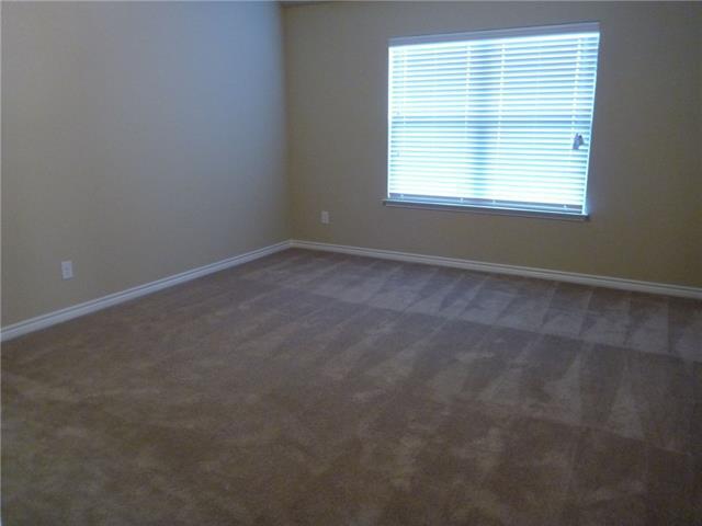 Building Photo - 1325 Villa Paloma Blvd