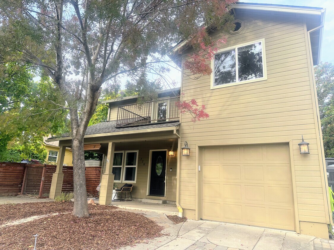 Foto principal - 276 Palm Ave