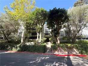 Building Photo - 3602 W Estates Ln