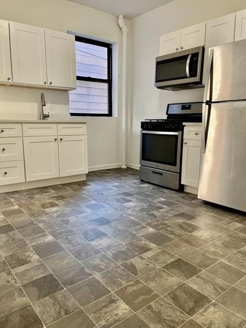 Building Photo - 84 W 25TH St