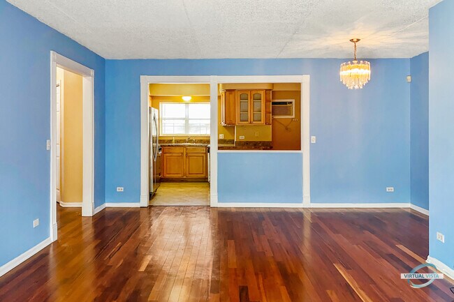 Foto del edificio - 6551 W School St