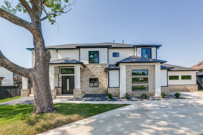 Foto del edificio - 10923 Marsh Ln