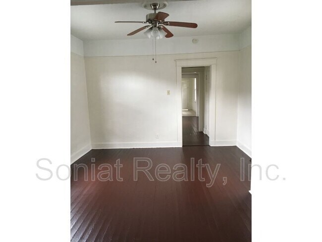 Building Photo - 3215 Lafitte Ave