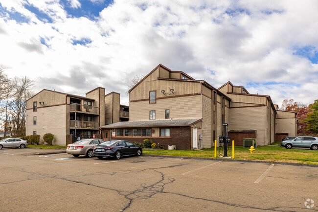 Breezewood Condominiums
