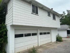 Building Photo - 322 Woodland Ave