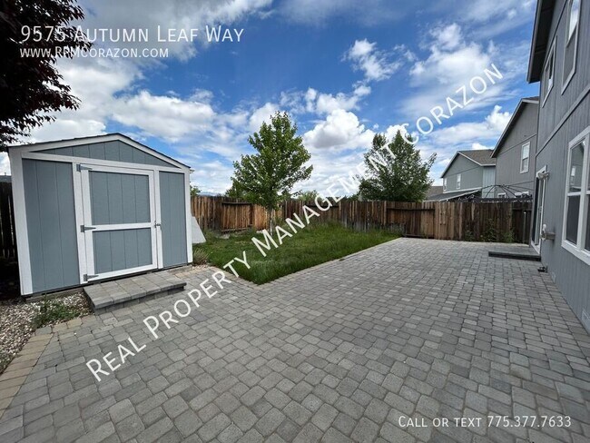 Foto del edificio - 9575 Autumn Leaf Way