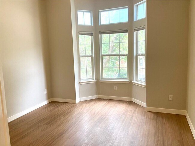 Foto del edificio - 1836 Chasewood Dr
