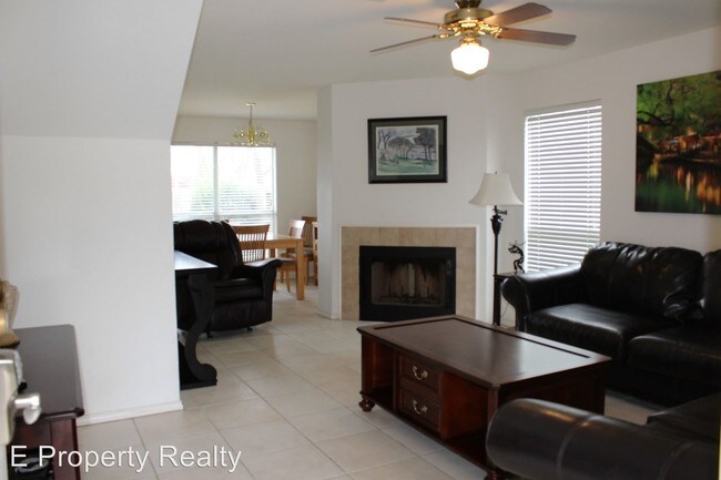 Foto del edificio - 6 Pembroke Ln