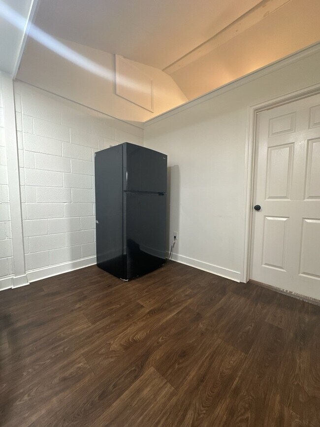 Foto del edificio - 133 Preston Rd