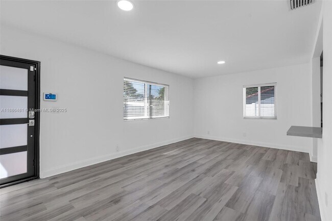 Foto del edificio - 1325 N 26th Ave