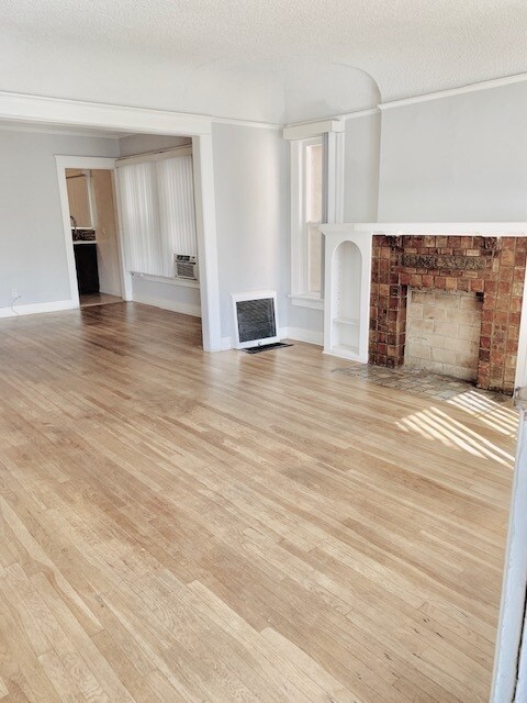 Building Photo - 131 N New Hampshire Ave
