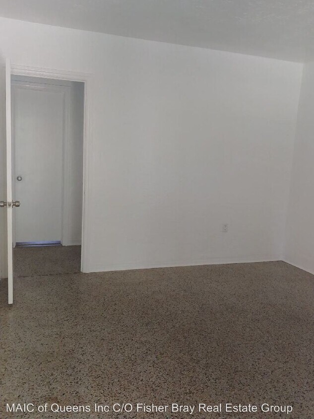 Foto del edificio - 624 NE 7th Ave