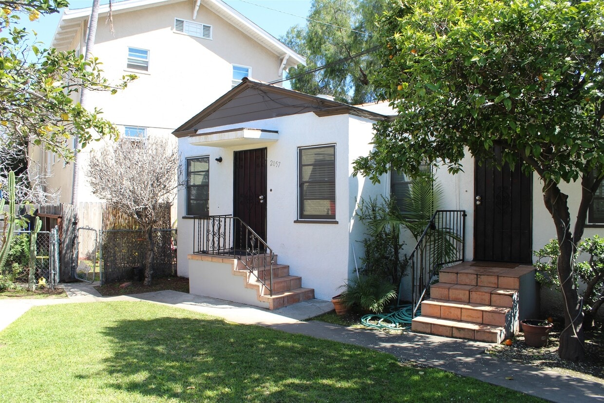 2057 - 2063 2nd Ave