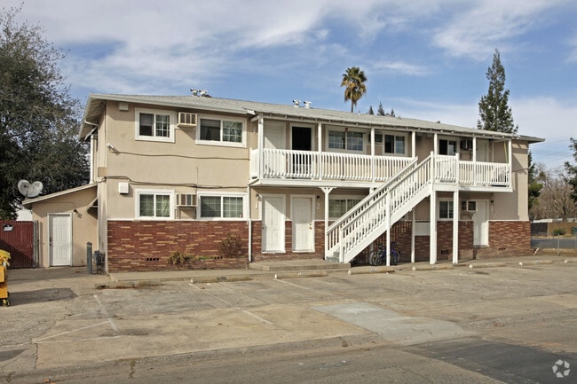 Building Photo - 3701 Morse Ave