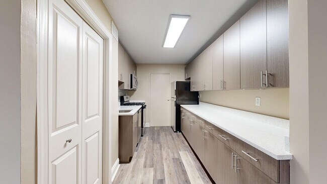 Interior Photo - The Whitmore