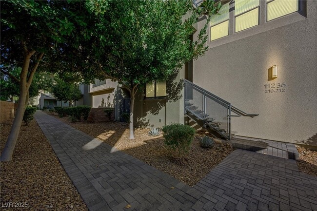 Foto del edificio - 11236 Rainbow Peak Ave