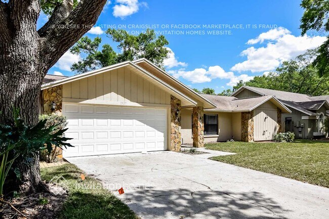 Foto del edificio - 2537 Arborwood Dr