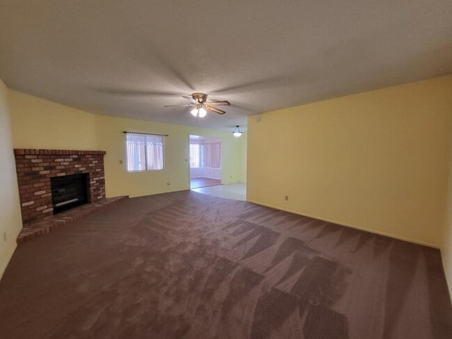 Building Photo - 4043 Canyon Hills Rd