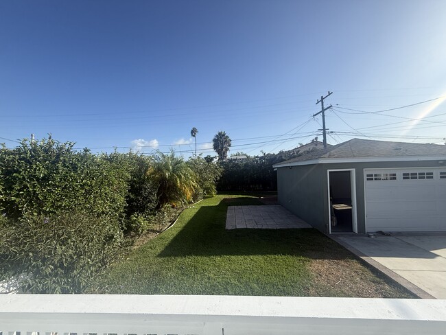 Foto del edificio - 5134 W 131st St