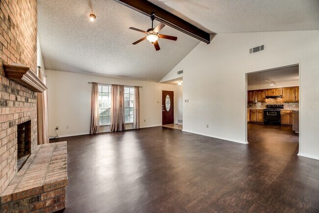 Building Photo - 2320 Garden Park Ct