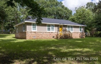 Building Photo - 5023 Santos Dr W