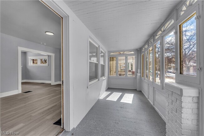 Building Photo - 3937 W 22nd St