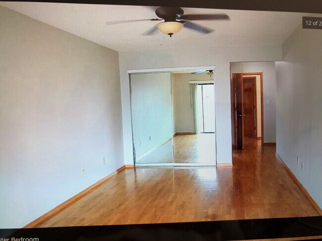 Foto del edificio - 260 Westgate Dr