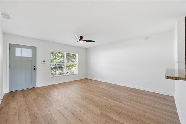 Foto del edificio - 2802 W North A St